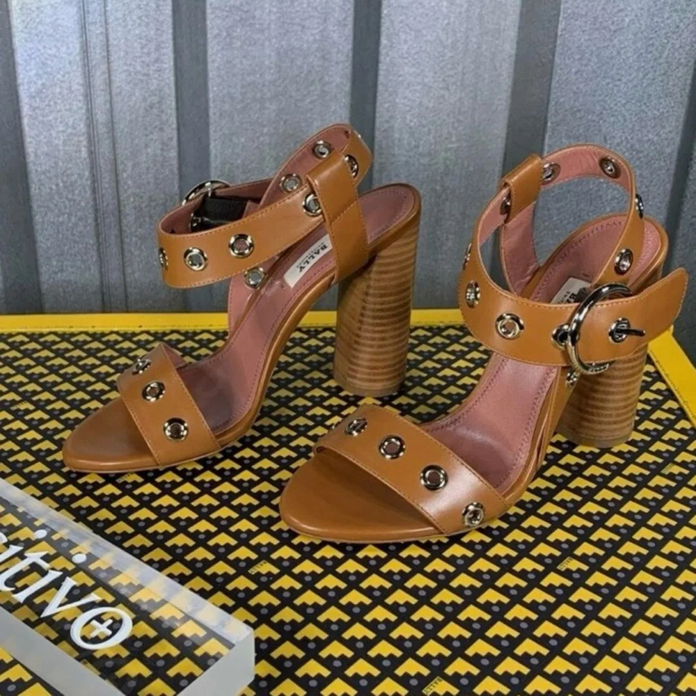 Bally Switzerland Brown High Heel Sandal size 37.5‎